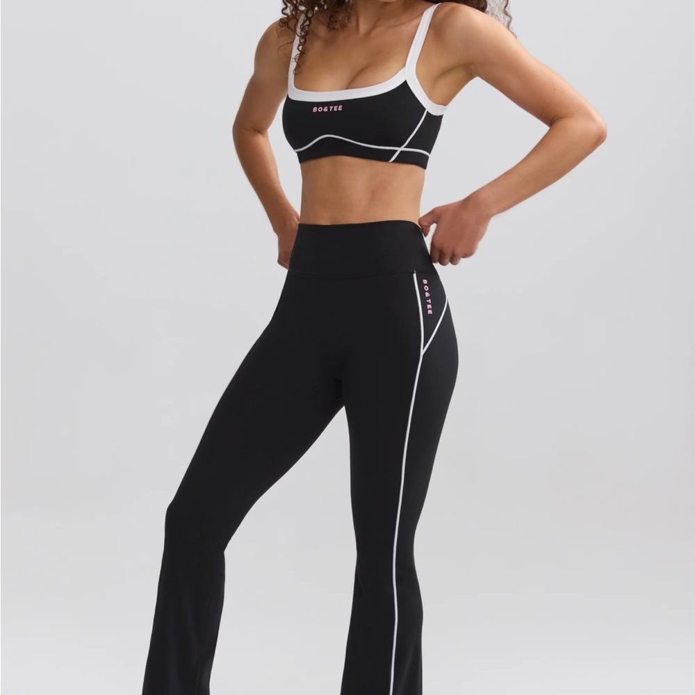 Soft Active Contrast-Trim Flared Trousers in Black